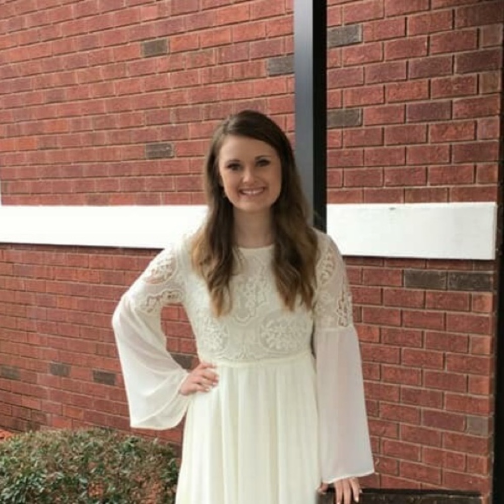 Meet your Posher, Kayla